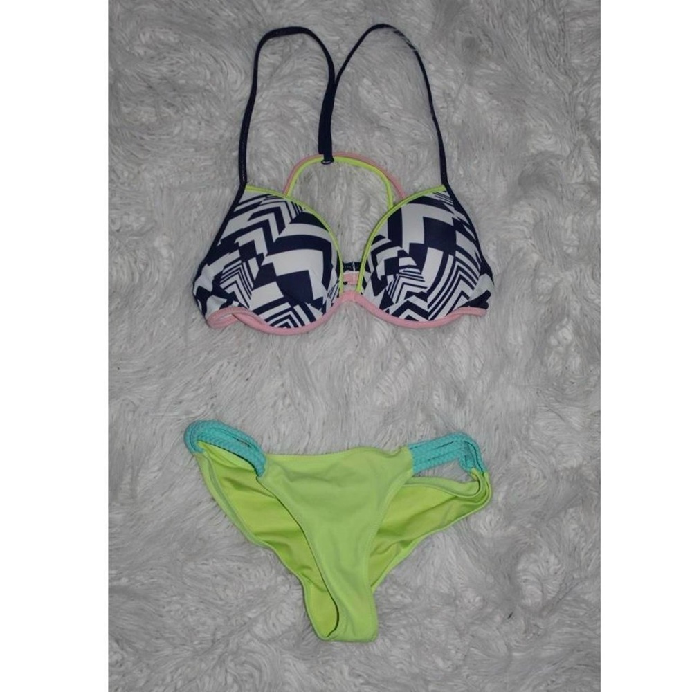 Victoria’s Secret Bikini Swimwear